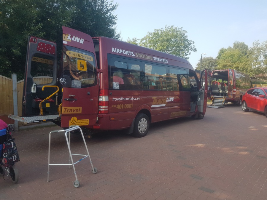 travel line minibus & coach service manchester